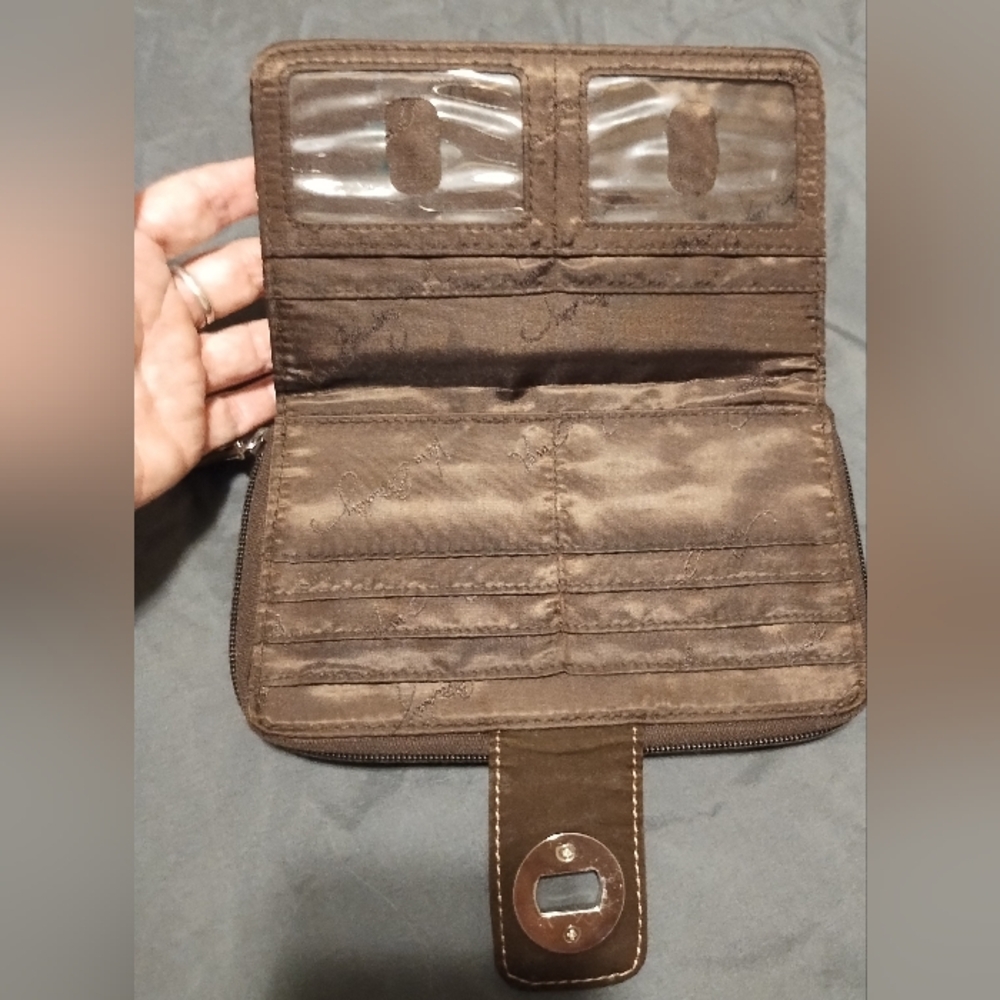 😎Vera Bradly Brown Quilted Women's Wallet - Picture 3 of 6